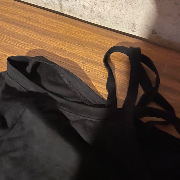 NWT NY and Company Strappy Cold Shoulder Top Size XXL - Picture 3 of 4